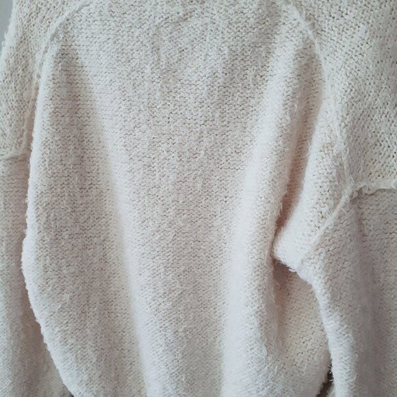 NWT Free People cream off-white fuzzy textured knit slouchy sweater, XS - Picture 12 of 12